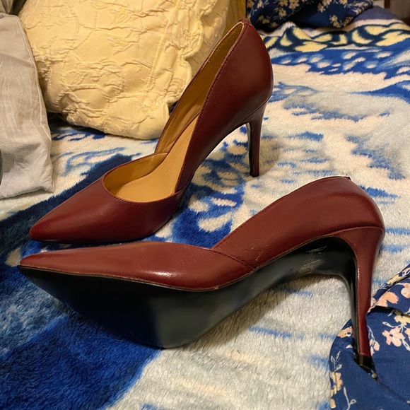 🌟Burgundy Banana Republic High Heels🌟 - Picture 10 of 10